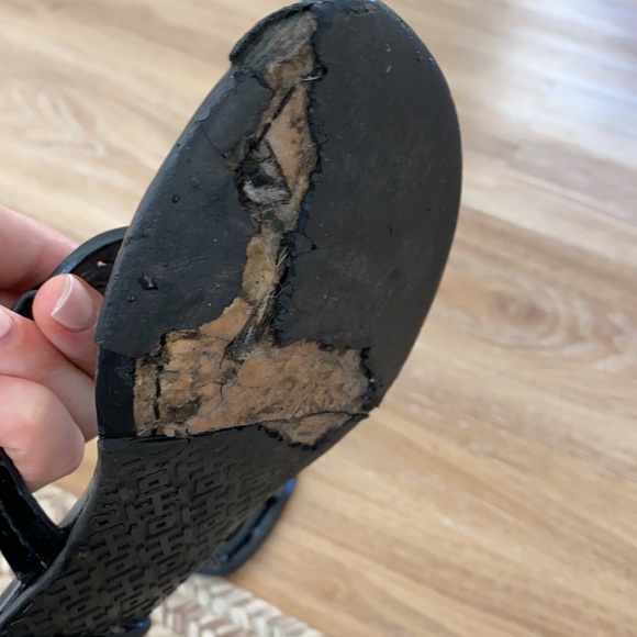 Tory Burch black Flip flops - Picture 3 of 3